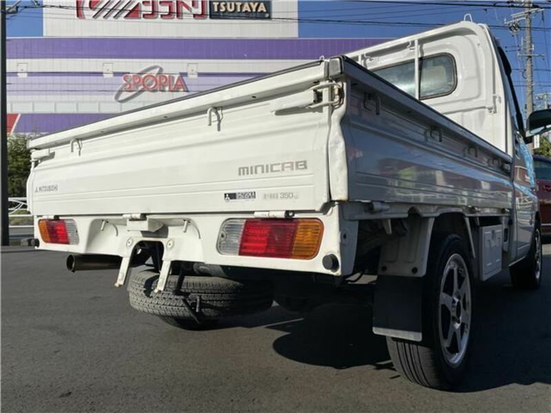 MINICAB TRUCK