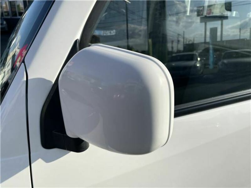 MINICAB TRUCK