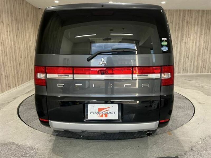 DELICA D5