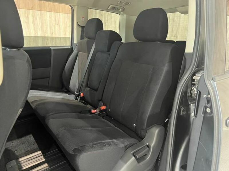 DELICA D5