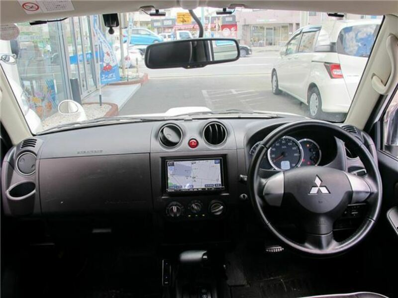 PAJERO MINI