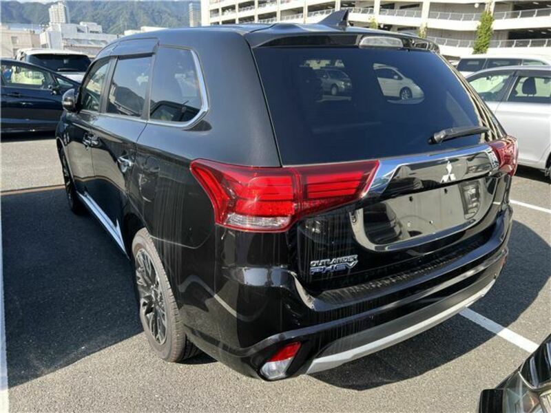 OUTLANDER PHEV