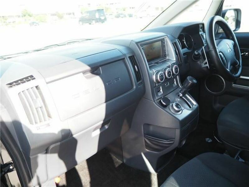 DELICA D5