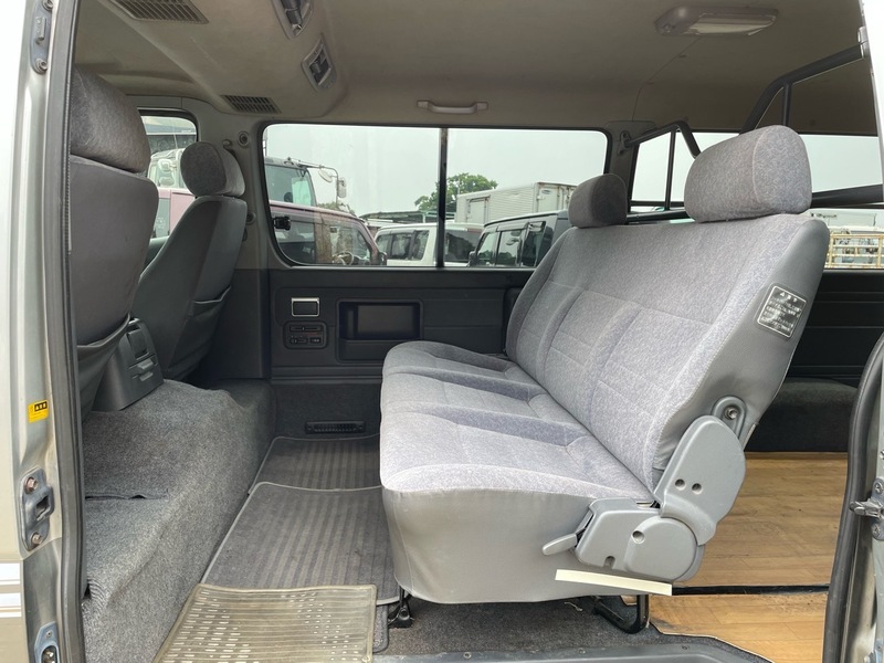 HIACE VAN-24