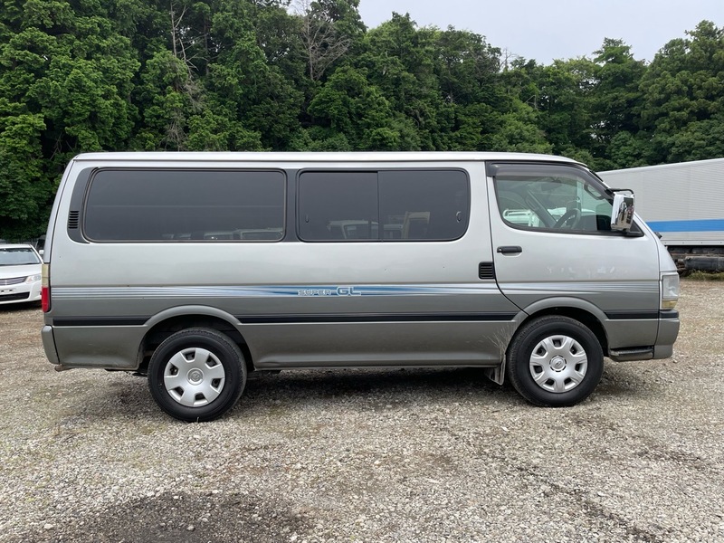 HIACE VAN-7