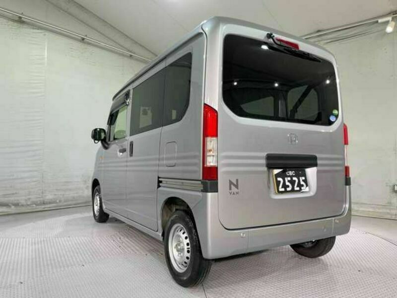 N-VAN