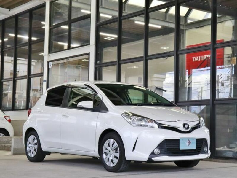 Used 2015 TOYOTA VITZ NSP130 SBI Motor Japan
