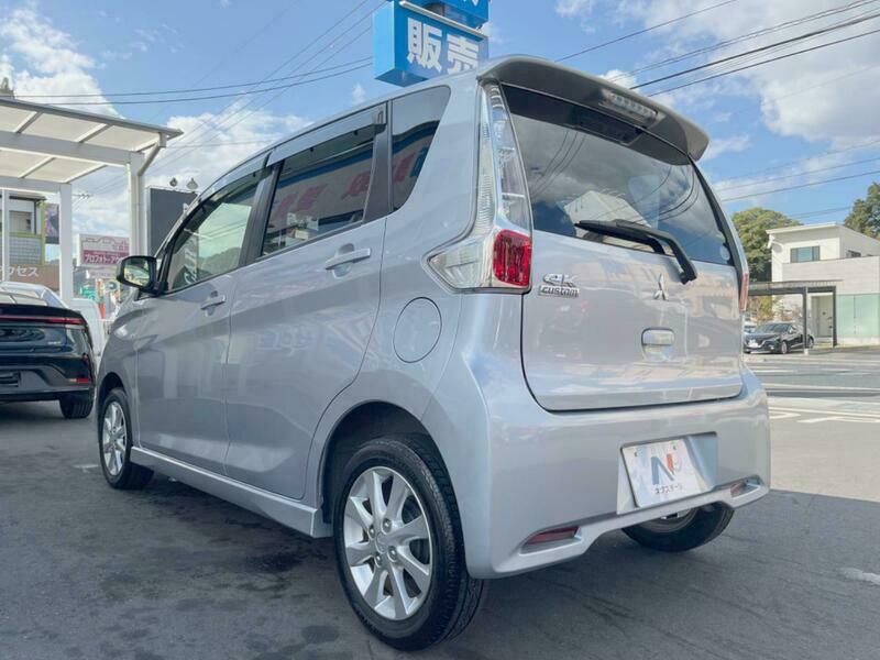 EK CUSTOM