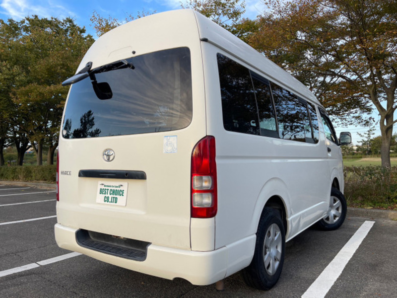 HIACE VAN-4