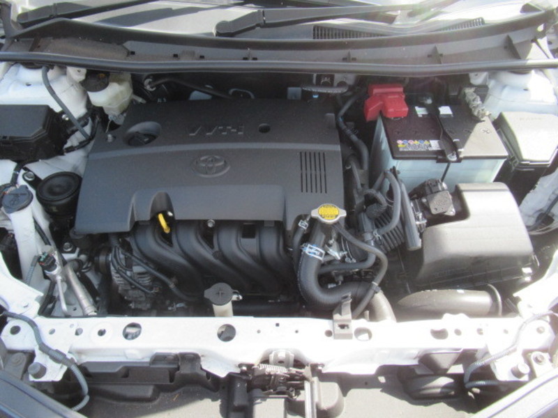 COROLLA AXIO