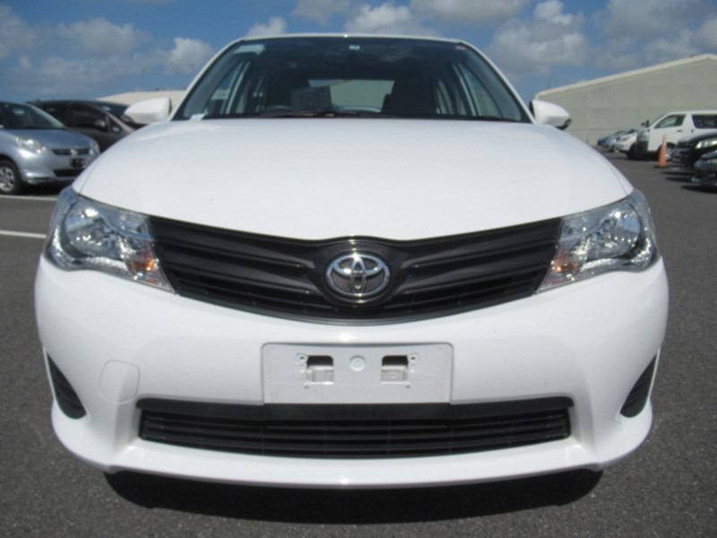 COROLLA AXIO