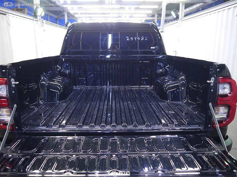 HILUX