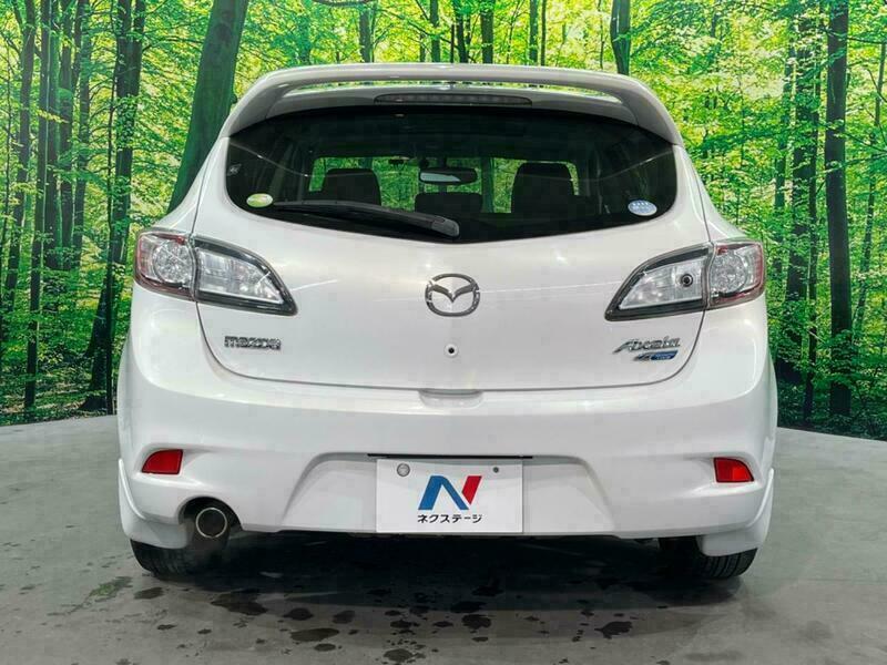 Axela Sport