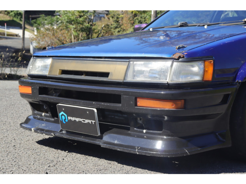 COROLLA LEVIN