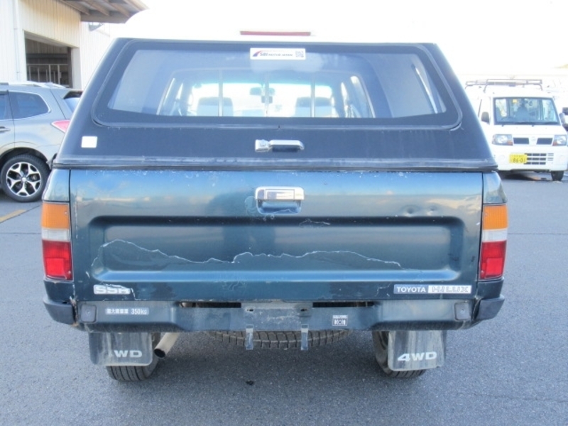 HILUX