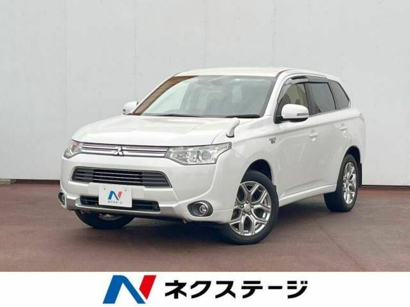 MITSUBISHI　OUTLANDER PHEV
