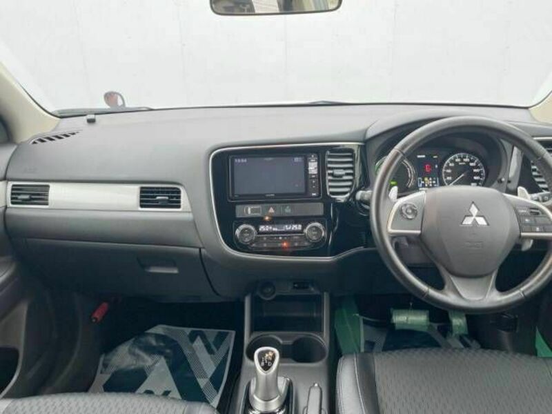 OUTLANDER PHEV