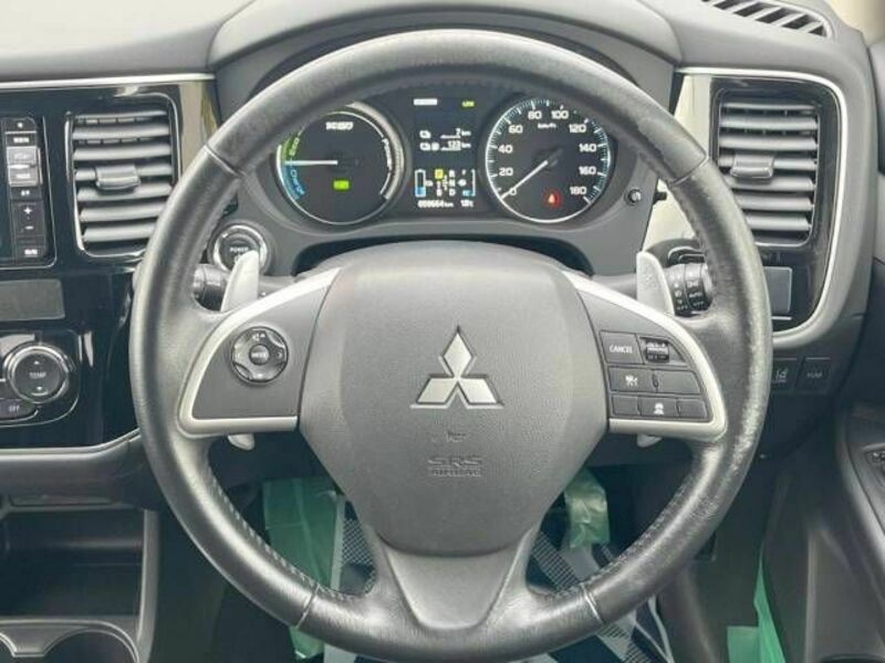 OUTLANDER PHEV