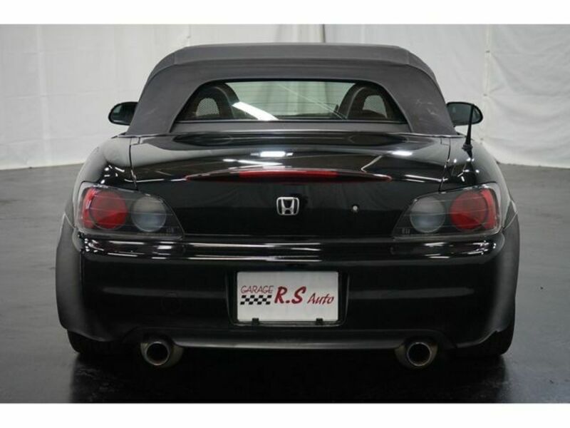 S2000