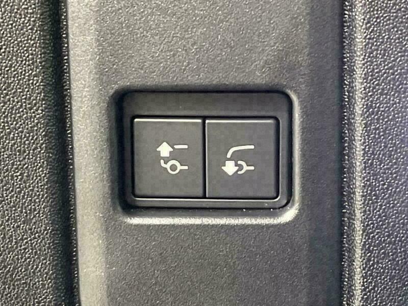 DEFENDER