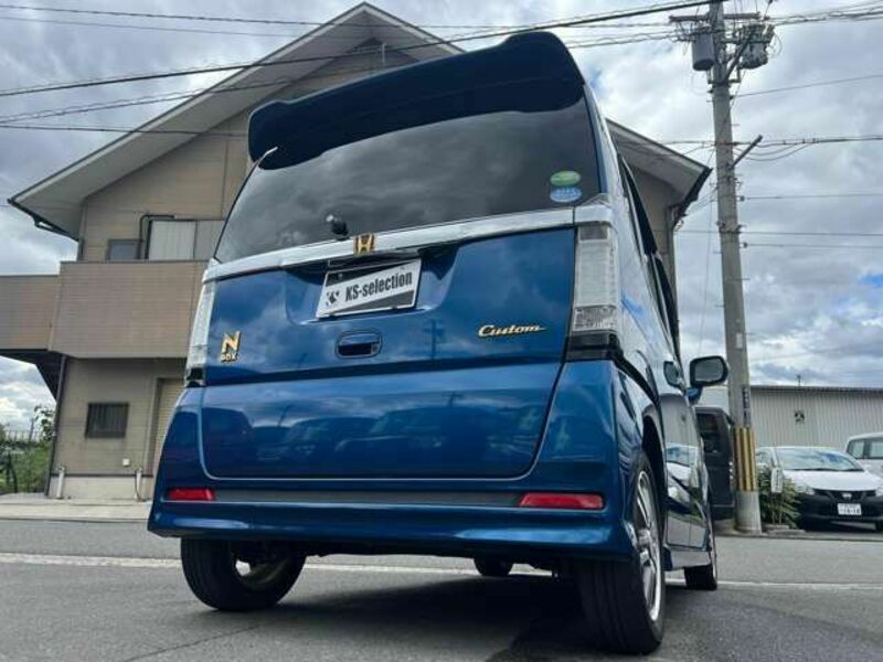 N BOX CUSTOM