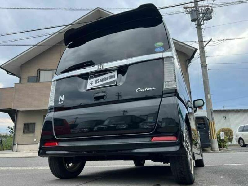N BOX CUSTOM