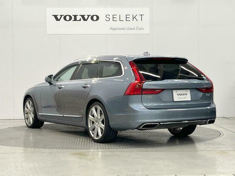 V90