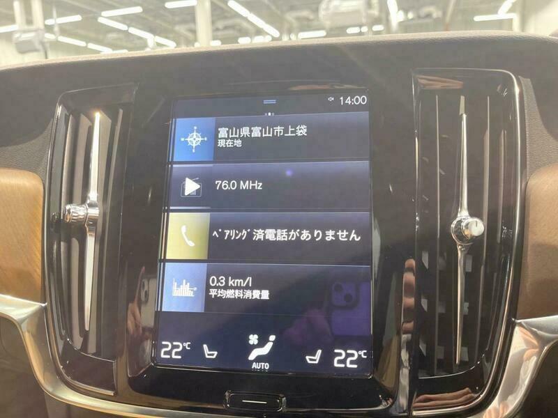 V90