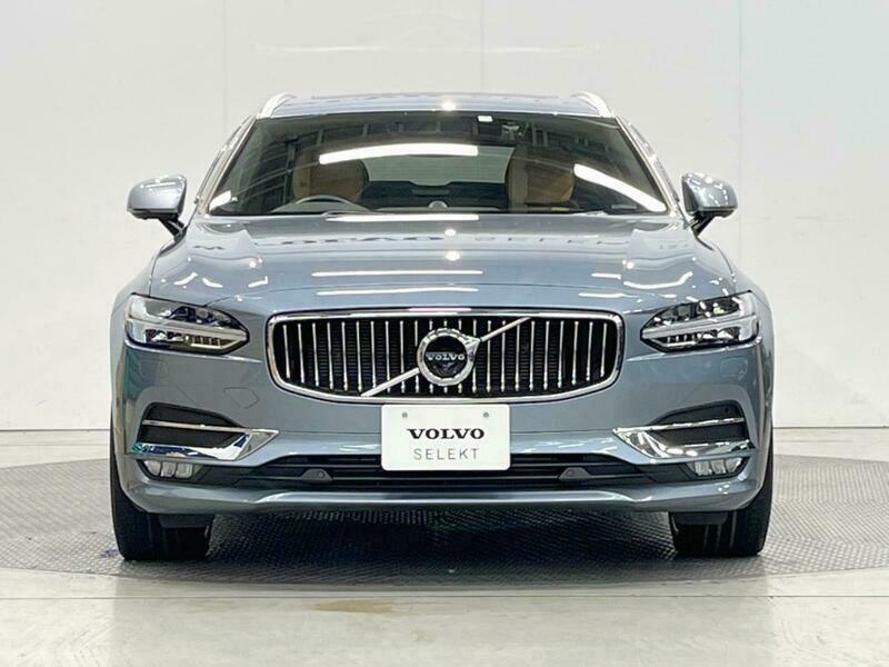 V90