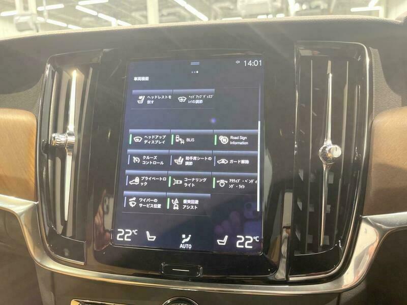 V90