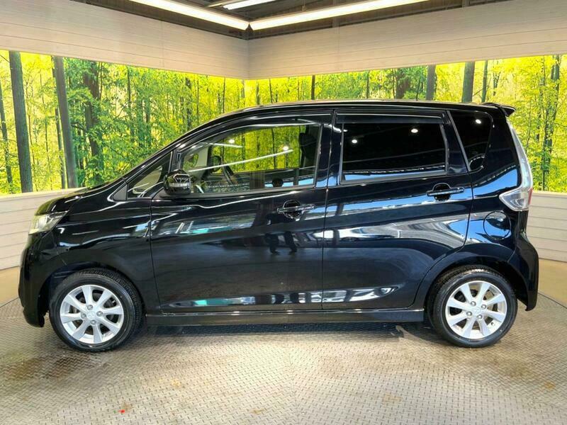 EK CUSTOM