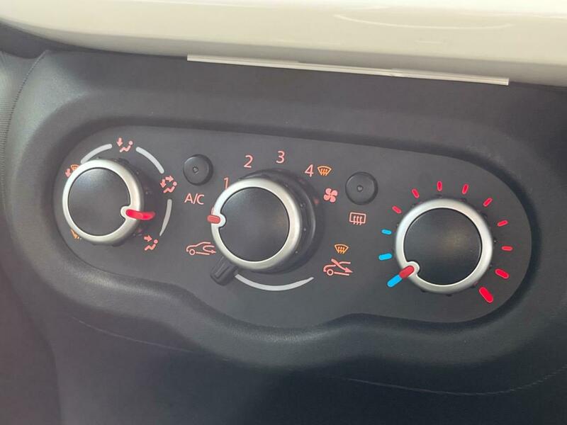TWINGO