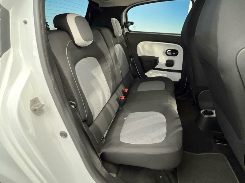 TWINGO