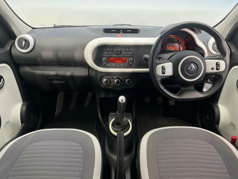 TWINGO
