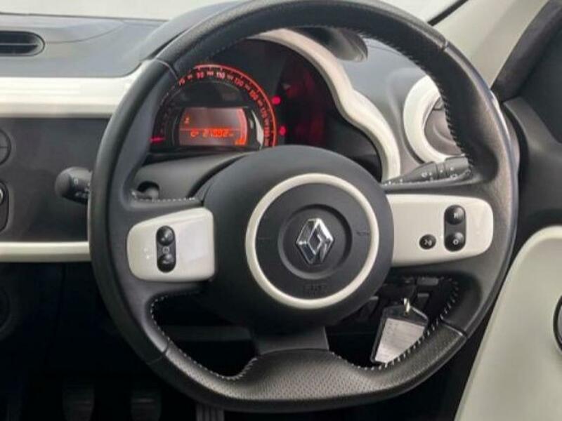 TWINGO
