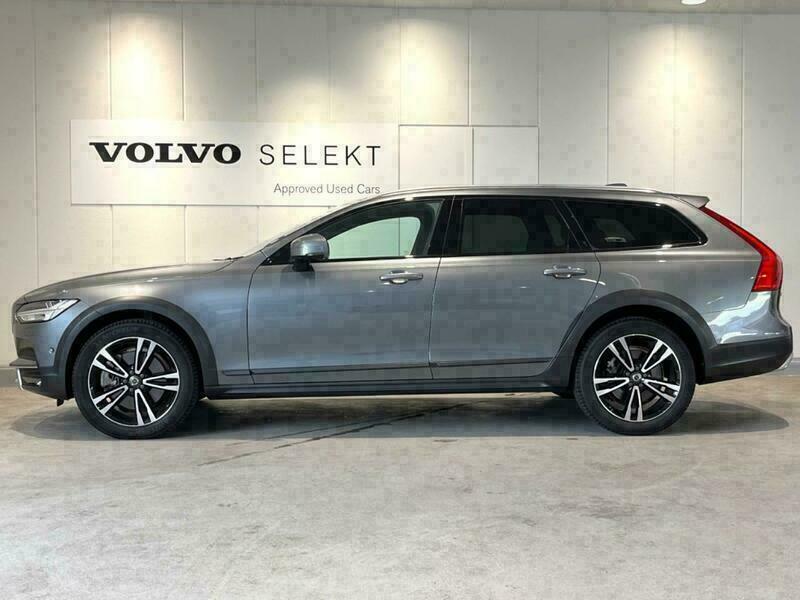 V90