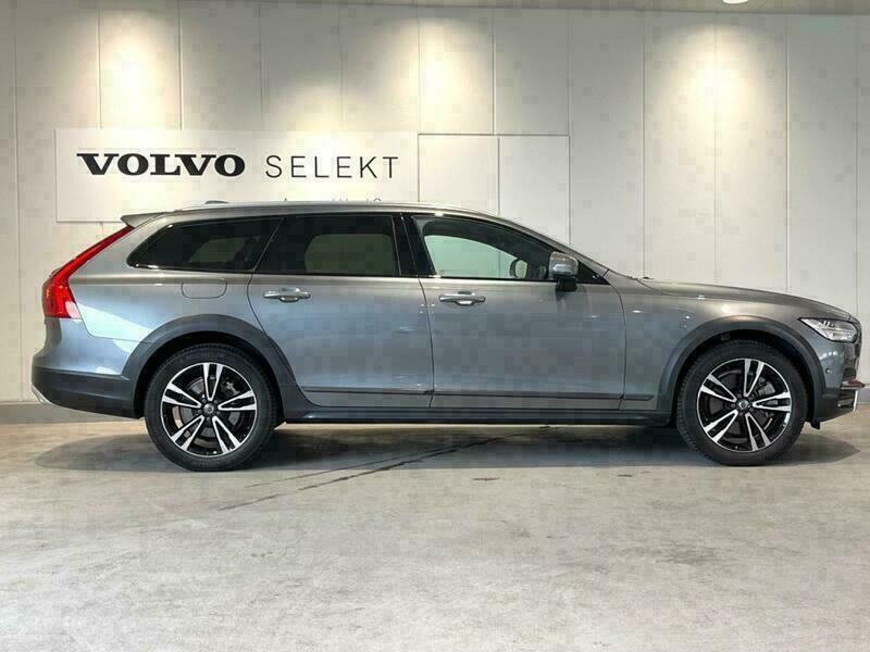 V90