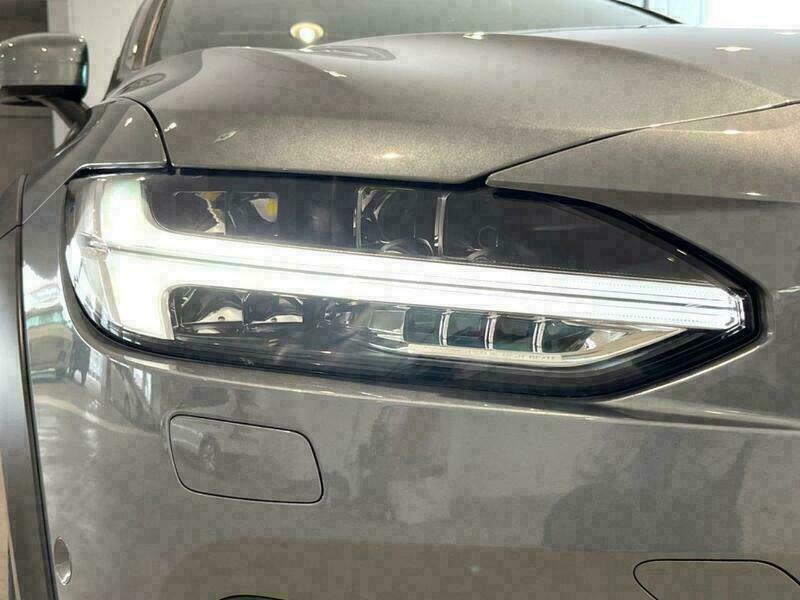 V90