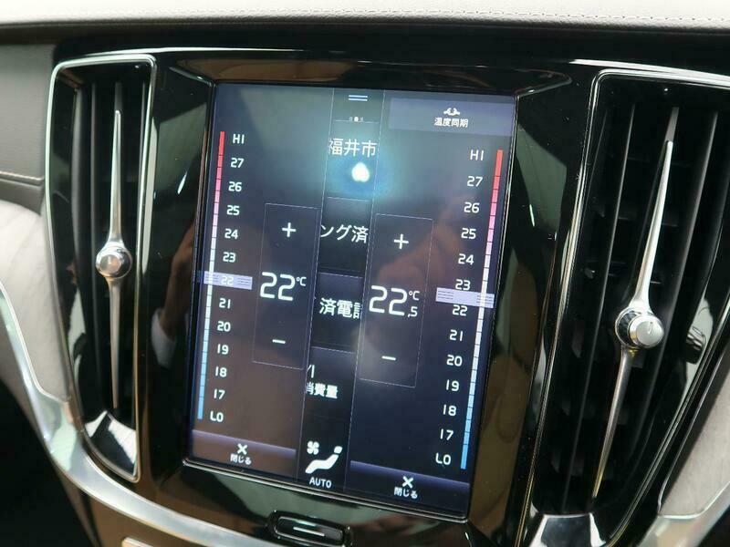 V60