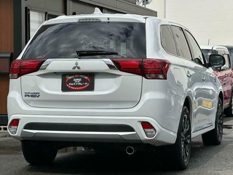 OUTLANDER PHEV
