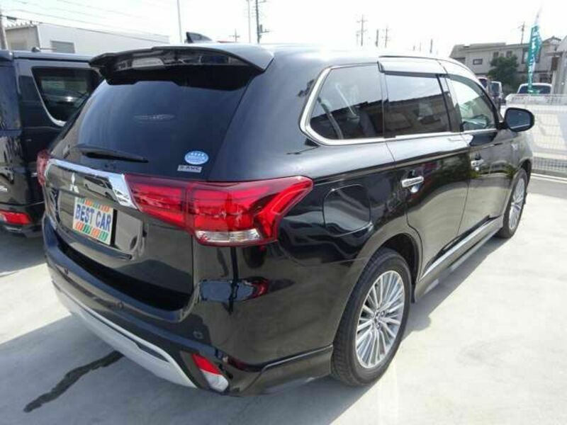 OUTLANDER PHEV