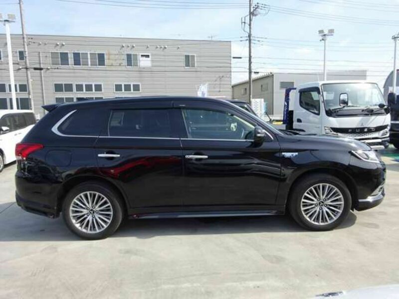 OUTLANDER PHEV