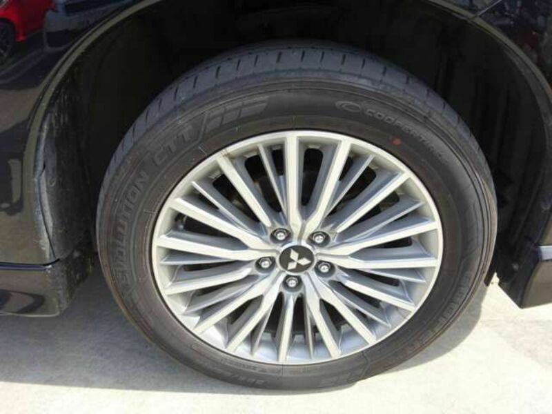 OUTLANDER PHEV