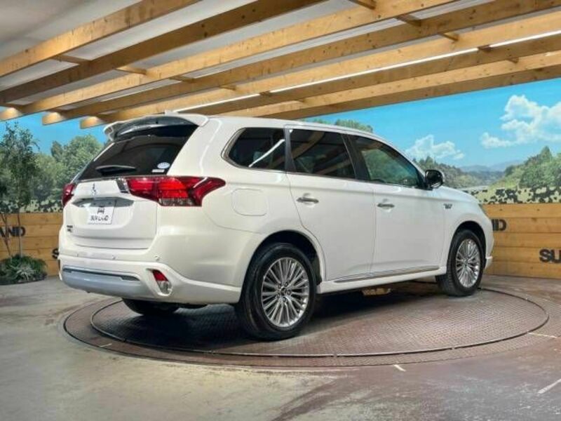 OUTLANDER PHEV