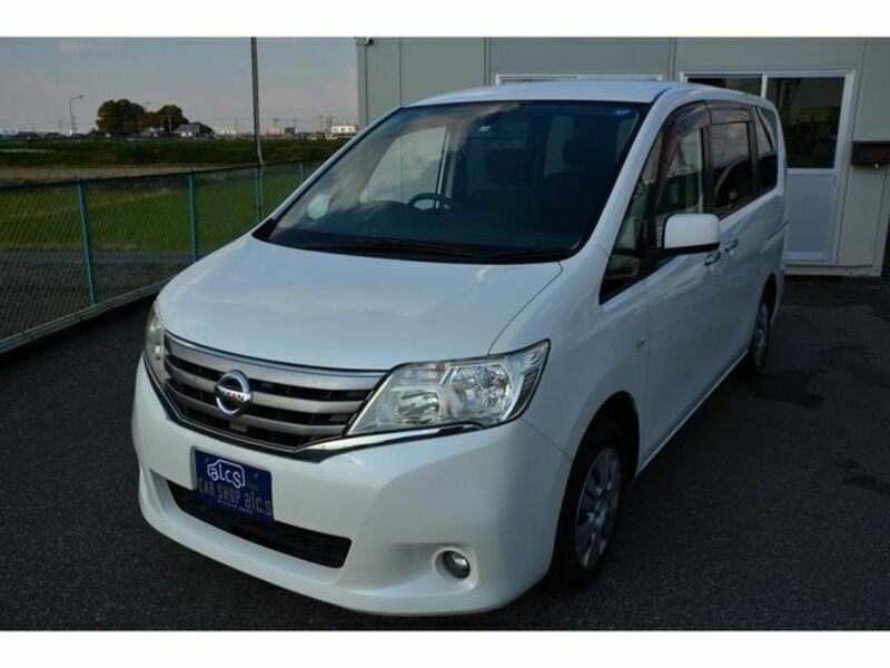 NISSAN　SERENA
