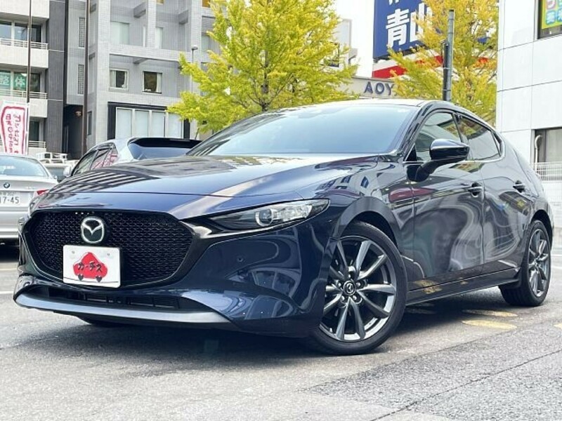 MAZDA3-0