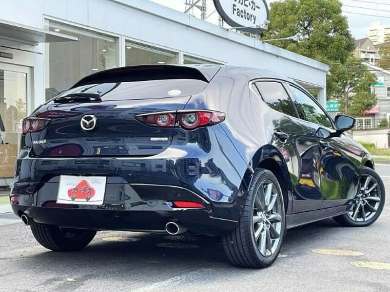 MAZDA3