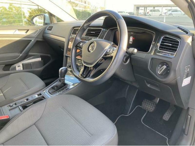 GOLF VARIANT