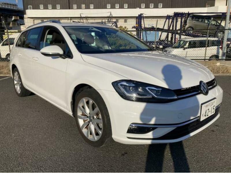 GOLF VARIANT