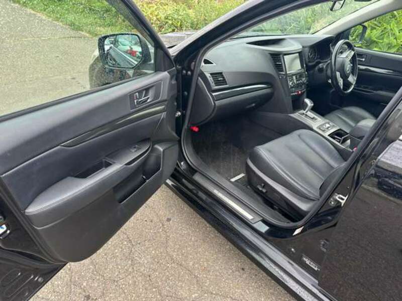 LEGACY B4